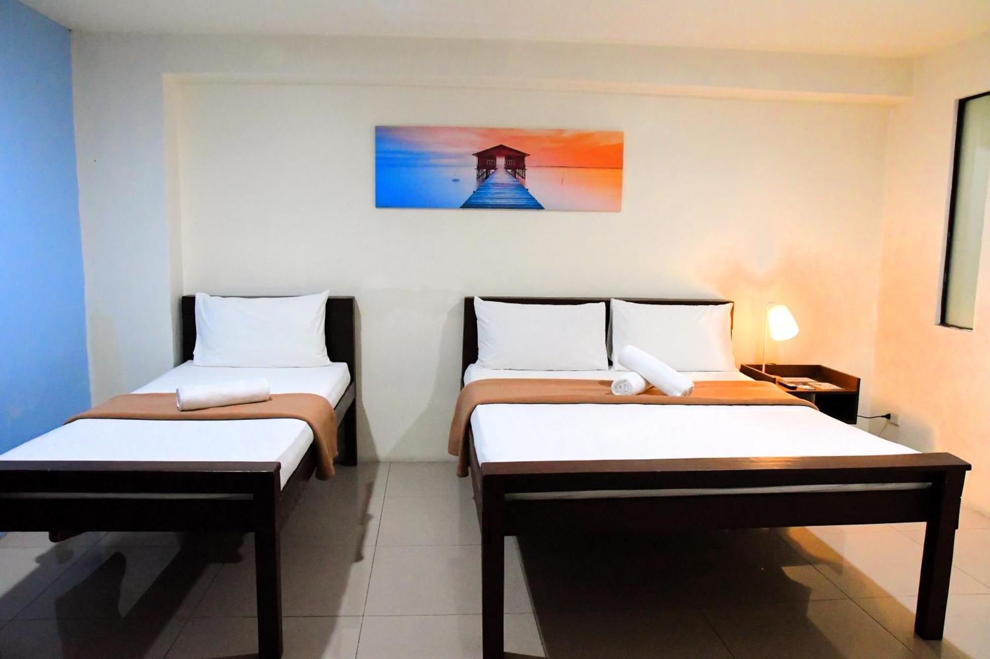 Arzo Hotel Makati Makati City ภายนอก รูปภาพ