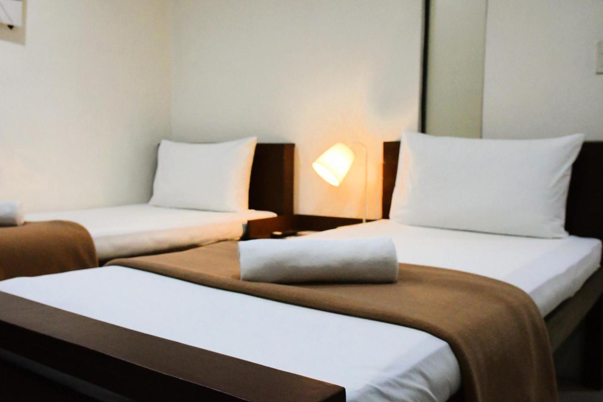Arzo Hotel Makati Makati City ภายนอก รูปภาพ