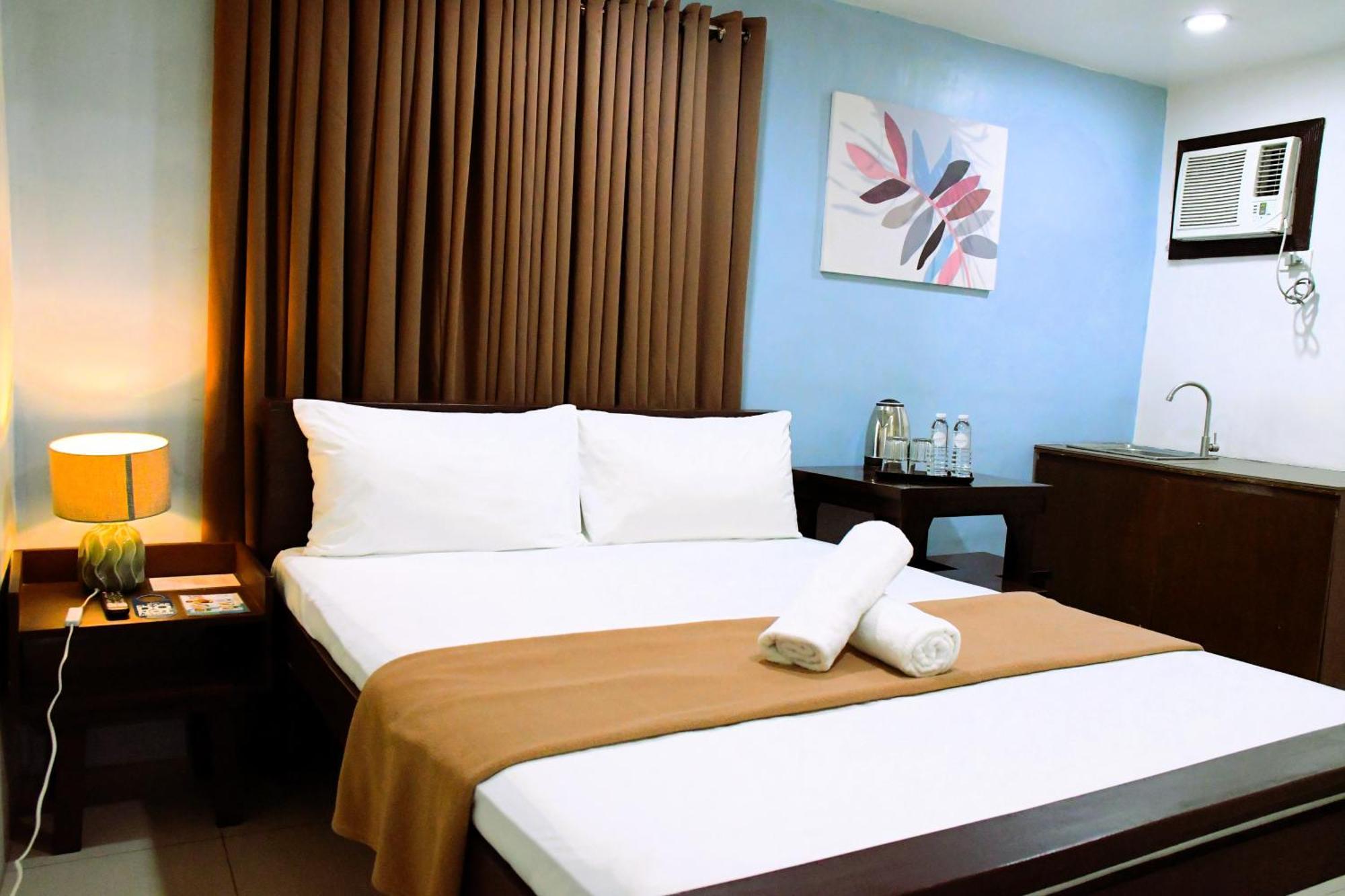 Arzo Hotel Makati Makati City ภายนอก รูปภาพ