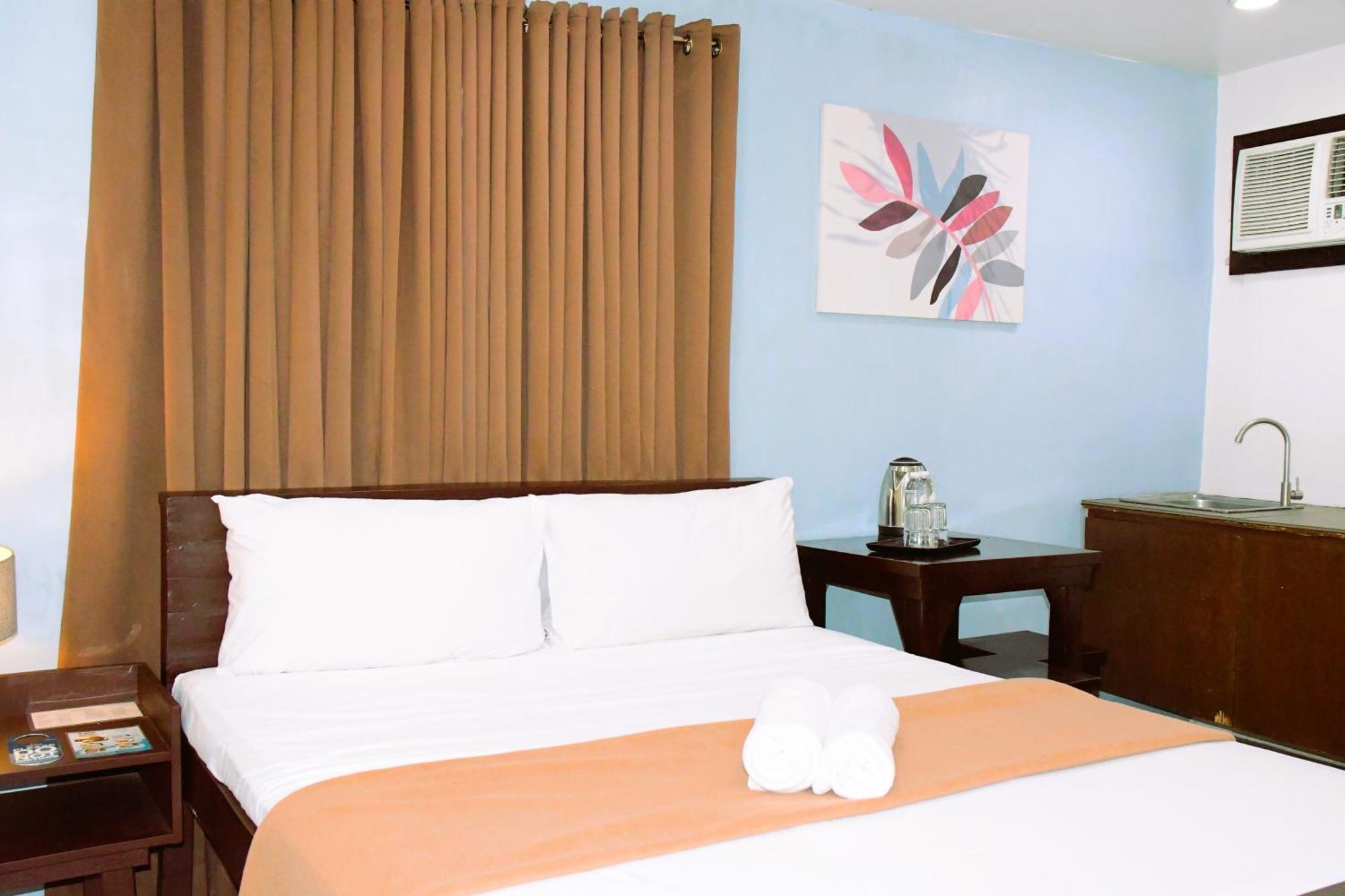Arzo Hotel Makati Makati City ภายนอก รูปภาพ